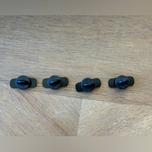 Set of 4 mental health pins - Picture 2 of 3